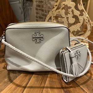 Tory Burch Taylor Camera Bag in Seltzer w/wallet